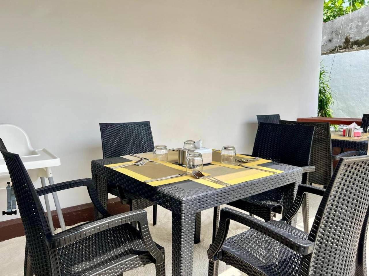Bougan Villea Retreat Bodufolhudhoo Екстериор снимка