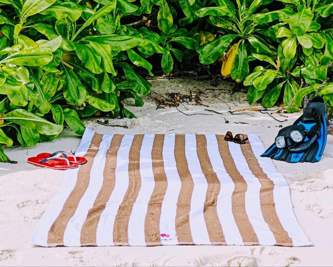 Bougan Villea Retreat Bodufolhudhoo Екстериор снимка