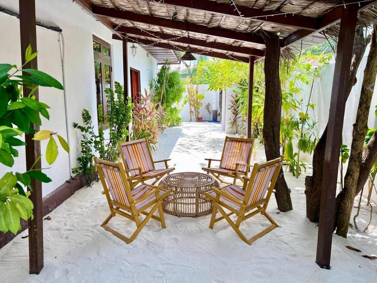 Bougan Villea Retreat Bodufolhudhoo Екстериор снимка